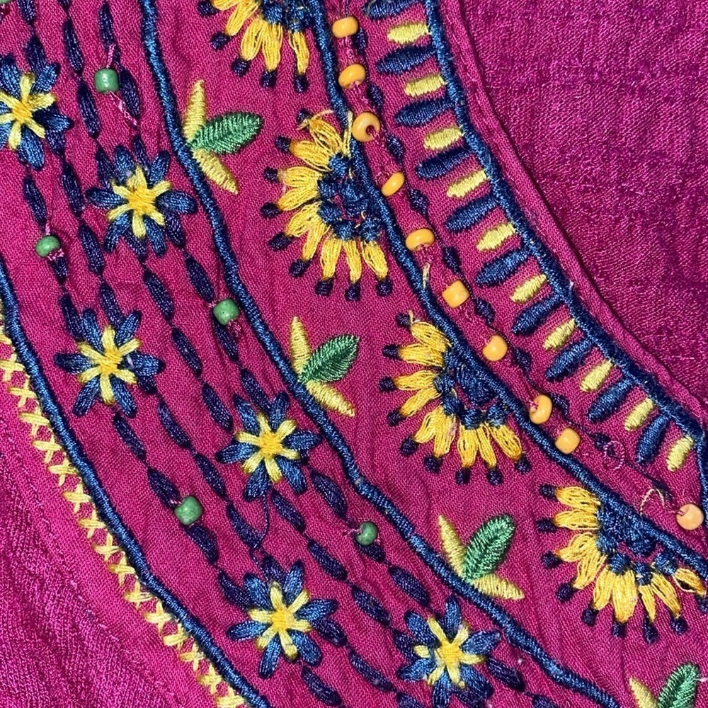Anthropologie Akemi+Kim collab blouse sleeveless embroidered neckline Sz XSmall - Picture 9 of 9
